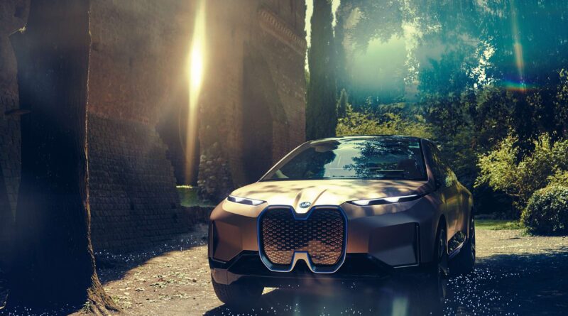 2021 BMW iNEXT large SUV Concept