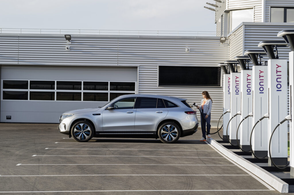 Mercedes-Benz EQC charging