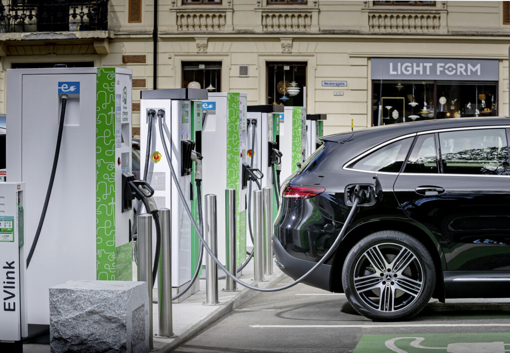 Mercedes-Benz EQC at an EVlink DC fast charging station