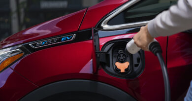 2020 Chevrolet Bolt EV charging plug