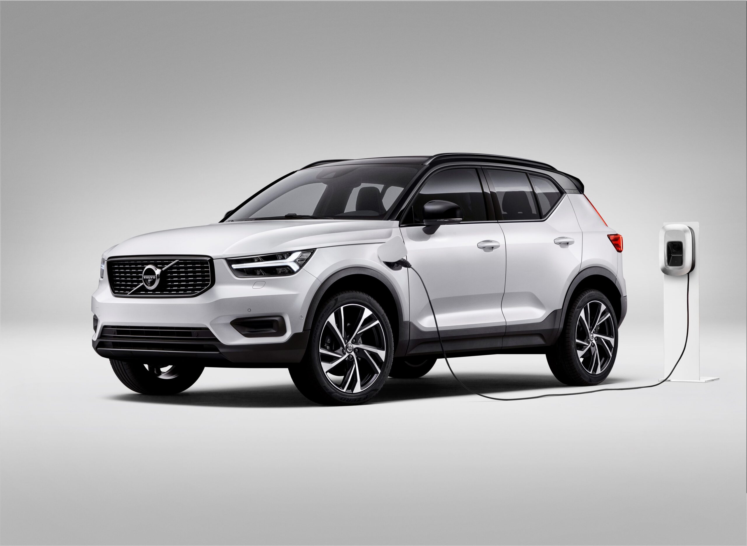 2020 Volvo XC40 Recharge T5 RDesign PHEV review EV Central
