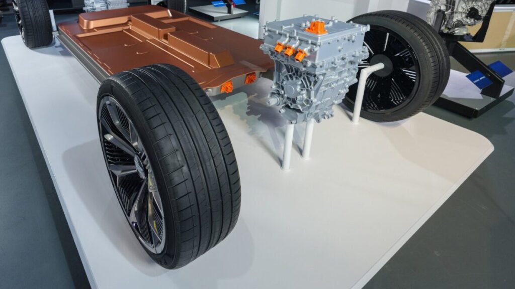 GM BEV3 platform and Ultium battery pack