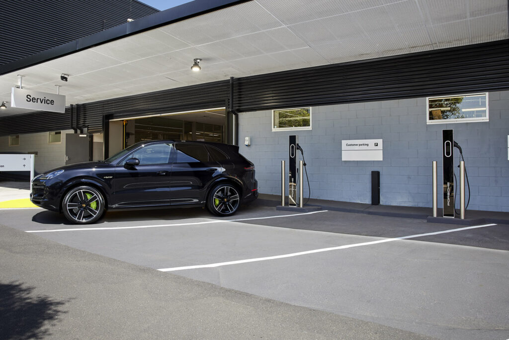 Porsche Centre customer charging