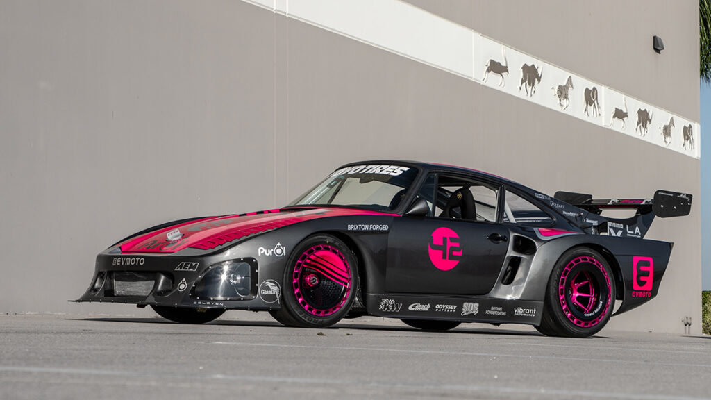 Bisimoto Engineering's electric Porsche 935 replica