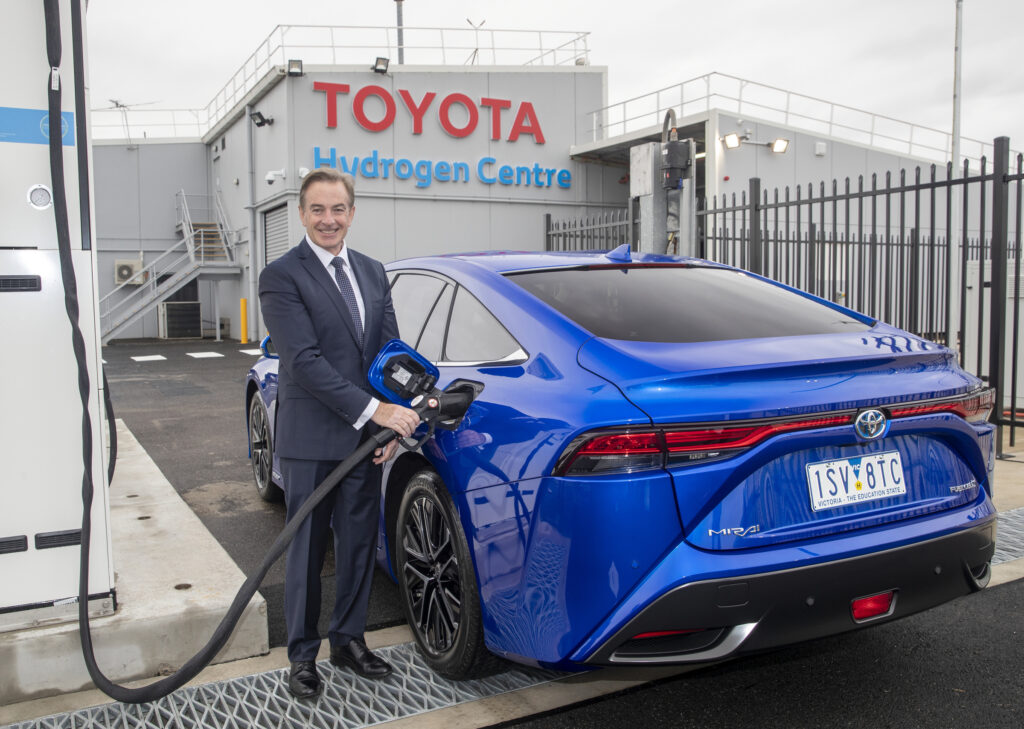 Matthew Callachor, President and CEO of Toyota Australia, refuelling new Toyota Mirai. 20 Toyota Mirai fuel cell electric vehicles (FCEV) have been brought to Australia as part of a trial