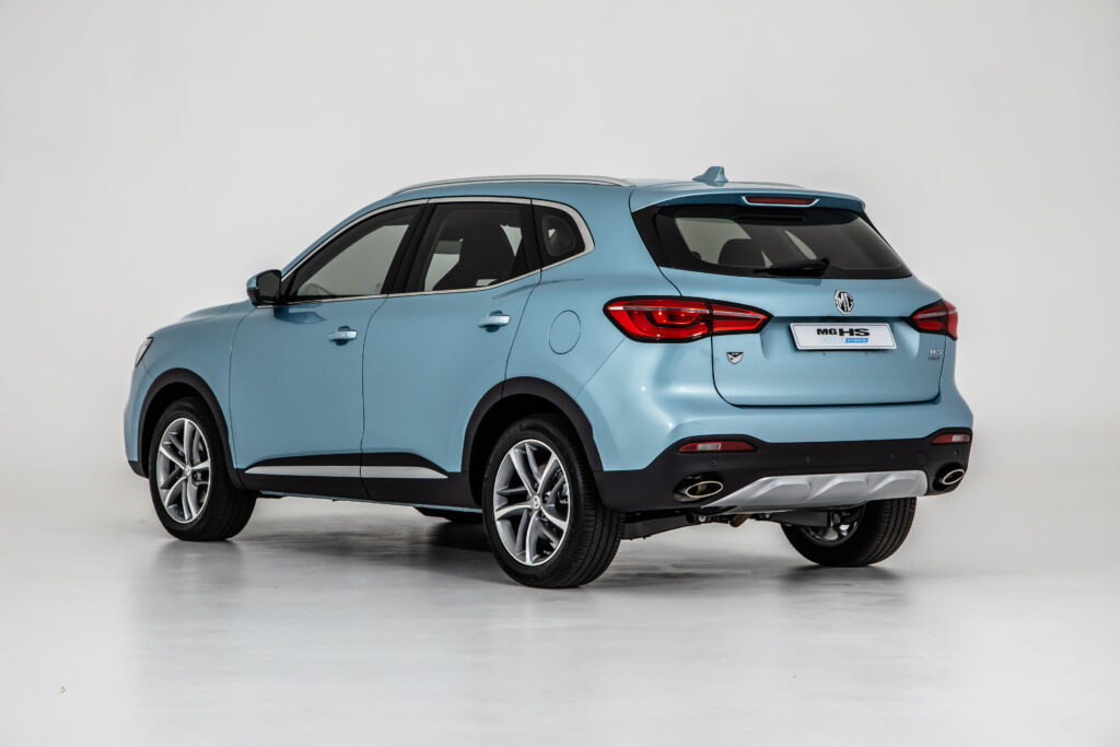 MG HS PHEV undercuts plug-in hybrid SUV rivals at $46,990 - EV Central
