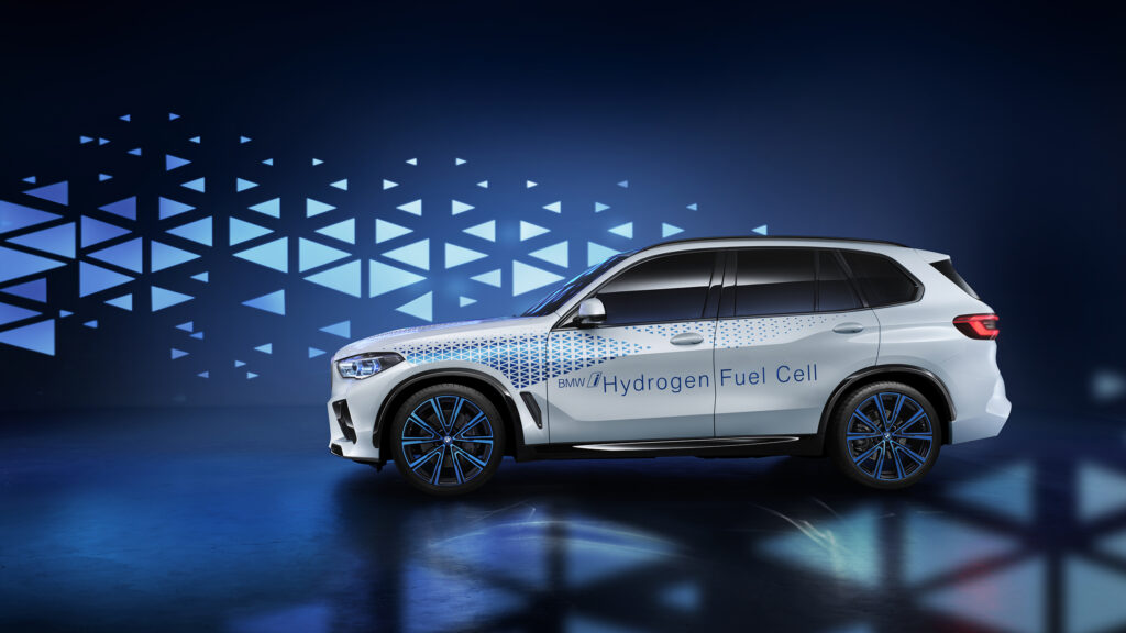 BMW i Hydrogen Next concept car from 2019, based on the BMW X5