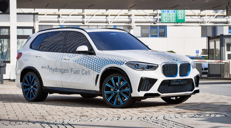 BMW has confirmed it will put its i Hydrogen Next technology in X5 fuel cell electric vehicles from 2022 as part of a pilot for FCEV tech