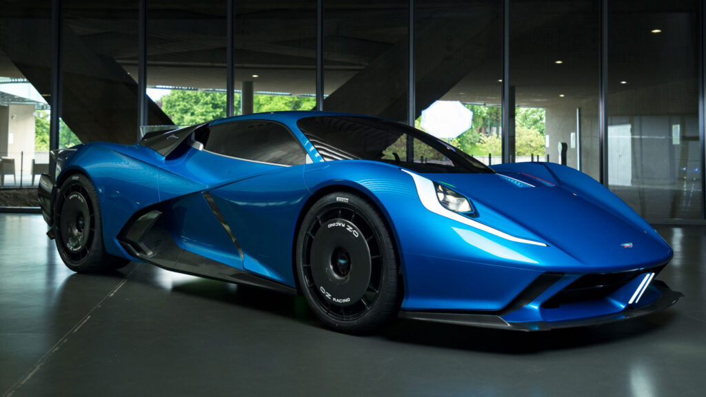 2023 Estrema Fulminea hypercar with solid-state batteries