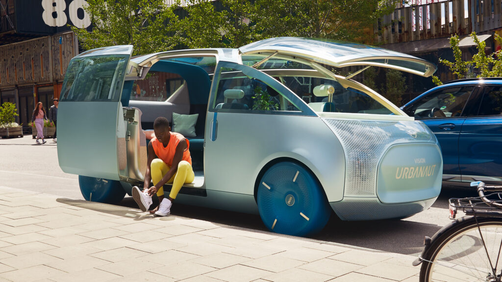 Mini Vision Urbanaut electric concept car