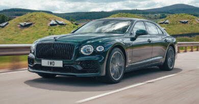 Bentley Flying Spur Hybrid, which comes with a 2.9-litre V6 twin-turbo and a 100kW electric motor that can provide upwards of 40km of electric driving