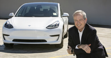Bill Shorten and his Tesla Model 3