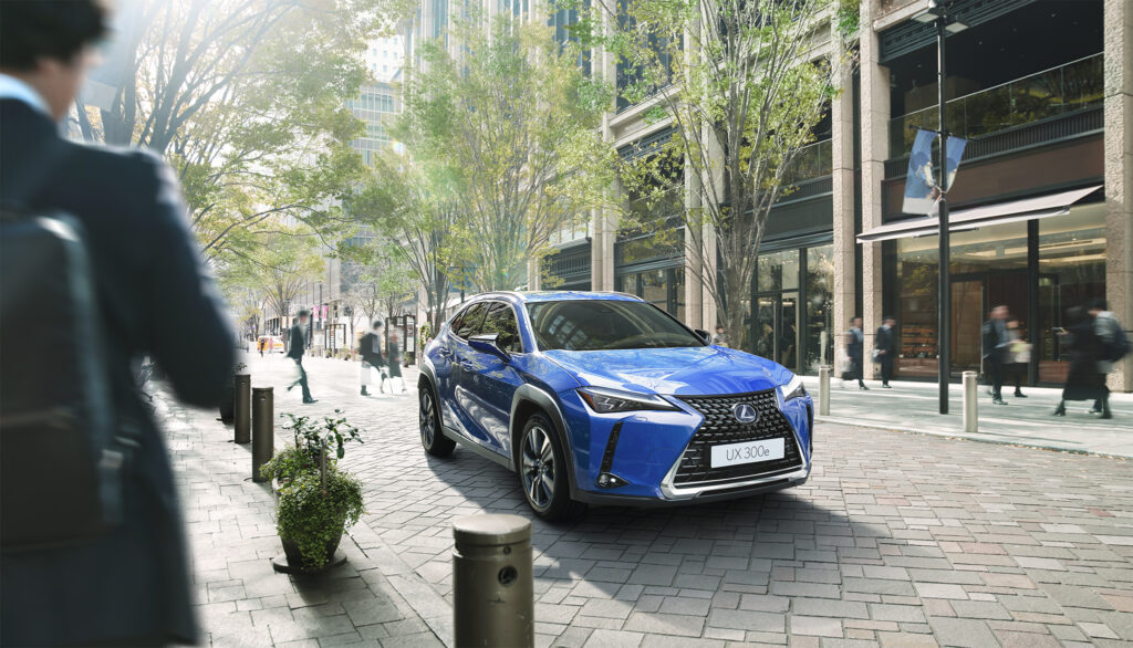 Lexus UX300e