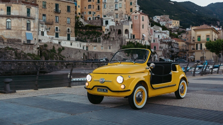 Hertz Italy's Fiat 500 Jolly "Spiaggina" Icon-e by Garage Italia