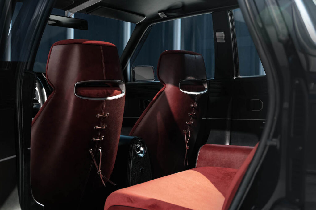 Hyundai Grandeur EV resto-mod interior