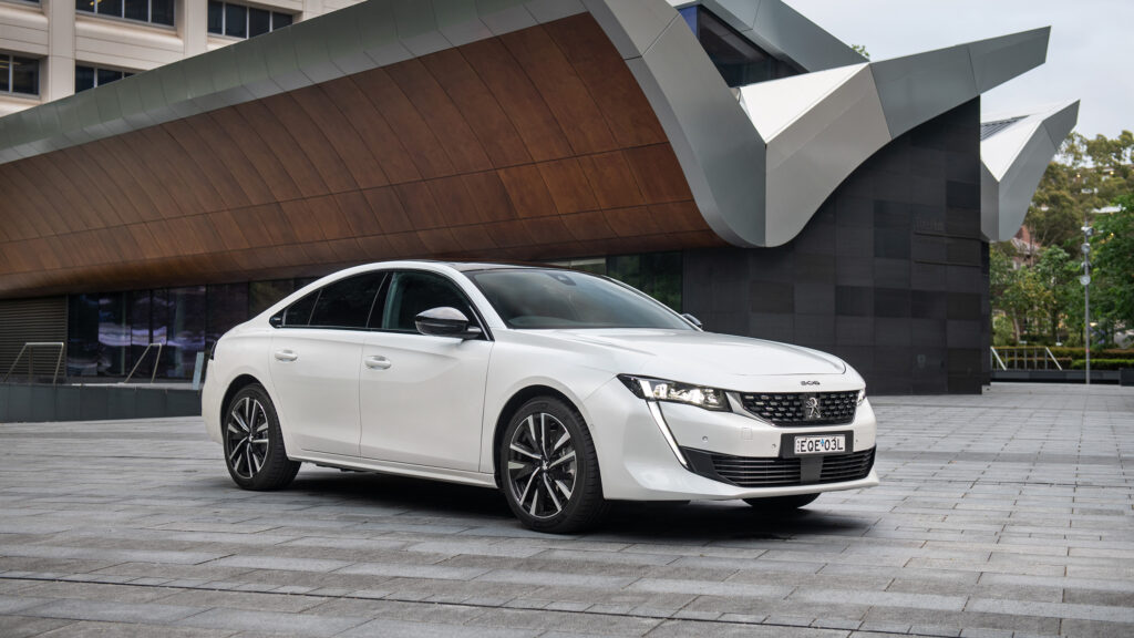 Peugeot 508 GT Fastback Plug-In Hybrid