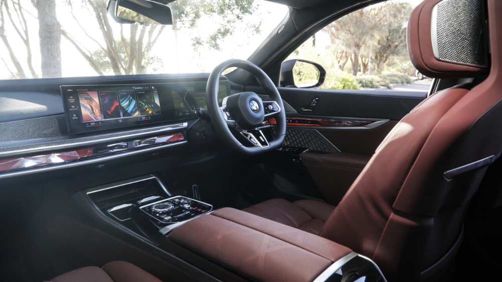 The BMW i7 has a plush and posh interior