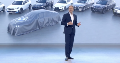 BMW chairman Oliver Zipse teases 2023 BMW i5.