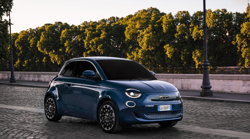 Fiat 500e La Prima hatch