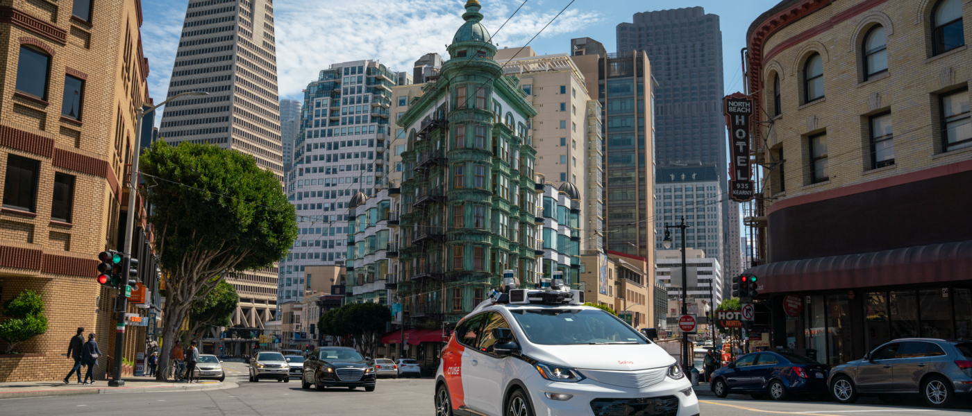 Cruise self-driving robo-taxi at work in San Francisco