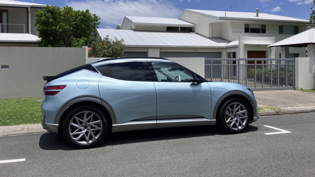 2023 Genesis GV60 Lux