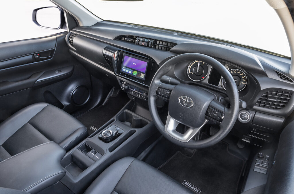 Intérieur du concept Toyota HiLux REVO BEV 2023.