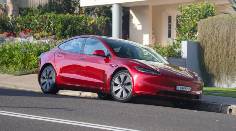 2024 Tesla Model 3 Rear-Wheel Drive
