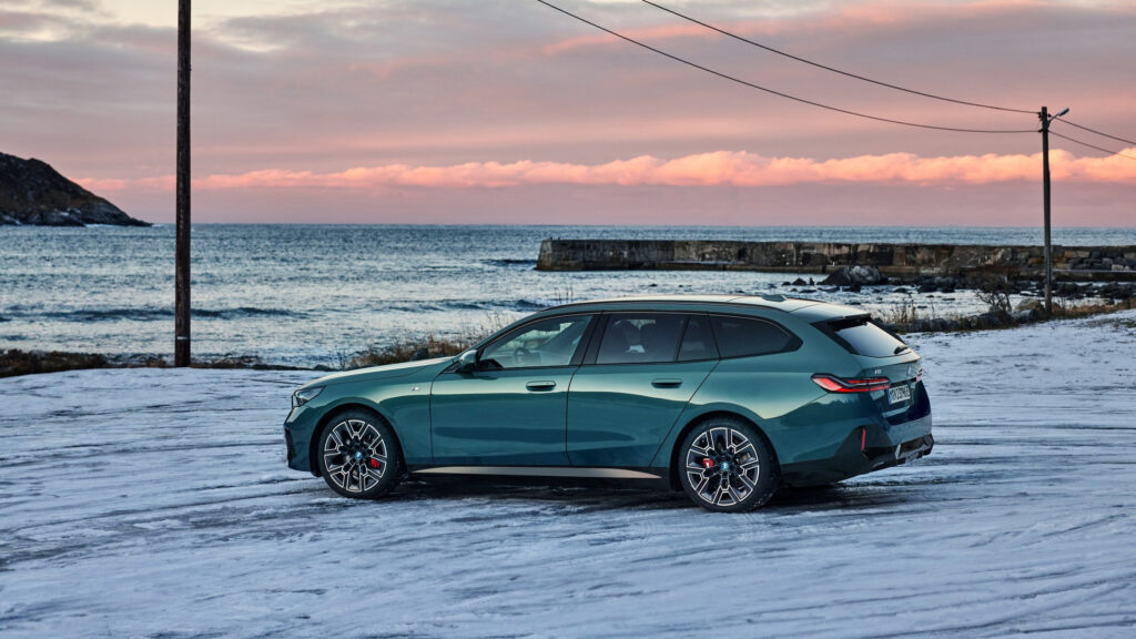 2024 BMW i5 eDrive40 Touring