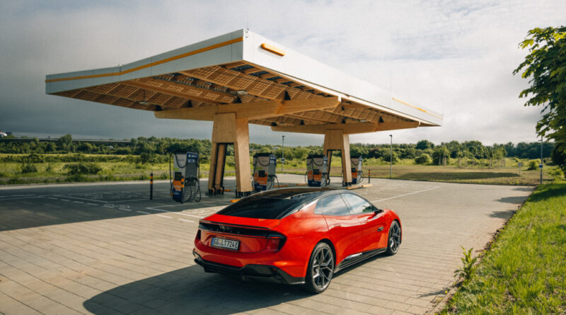 Lotus Emeya can charge from 10-80 per cent in 14 minutes, with a charging peak of 402kW