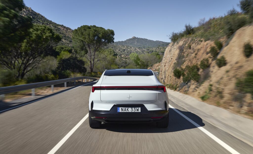 Polestar 4 Long Range Dual Motor with Performance Pack