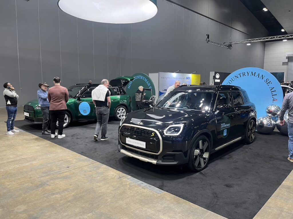 2024 Mini Countryman SE and E.