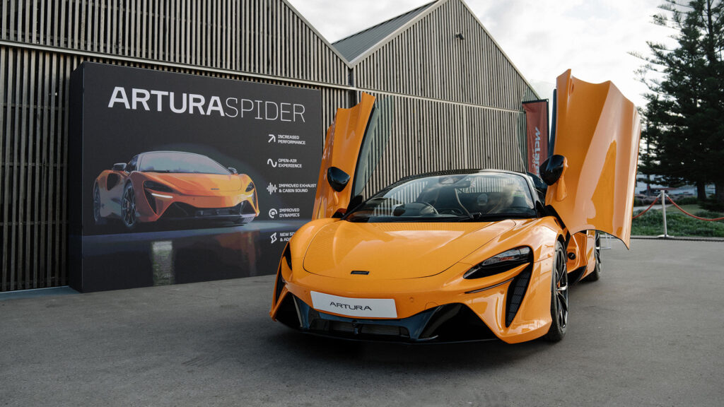 2024 McLaren Artura Spider