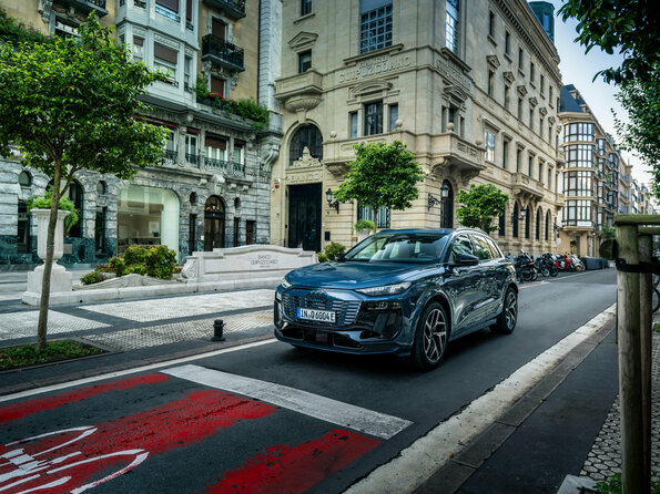 2026 Audi Q6 e-tron wagon.