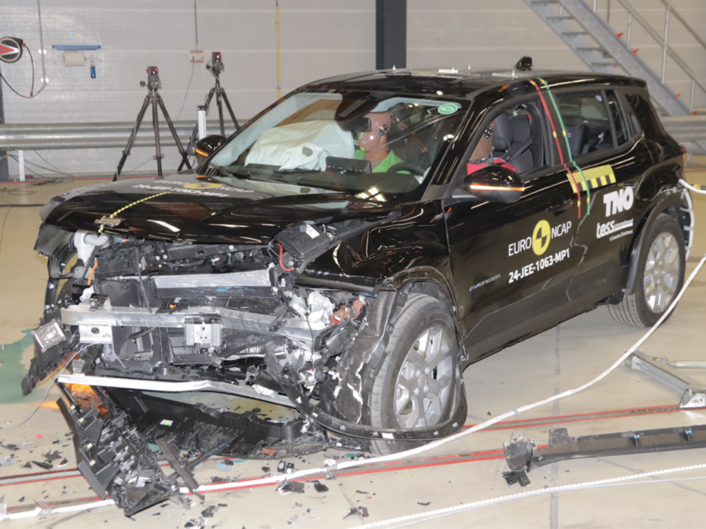 2025 Jeep Avenger. Three stars