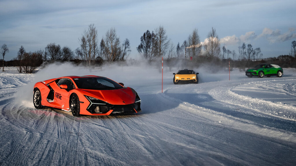 Lamborghini Revuelto plug-in hybrid