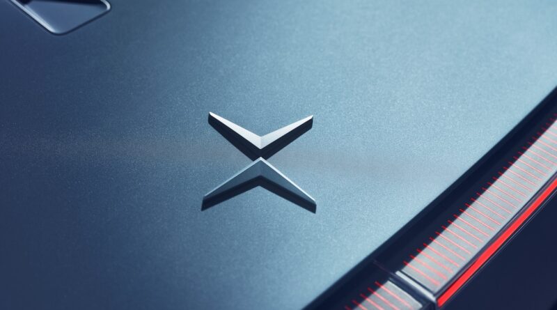 Polestar badge.