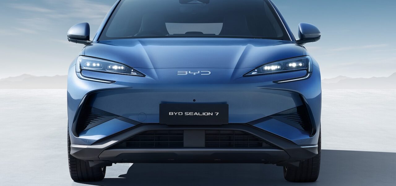 BYD Sealion 7.