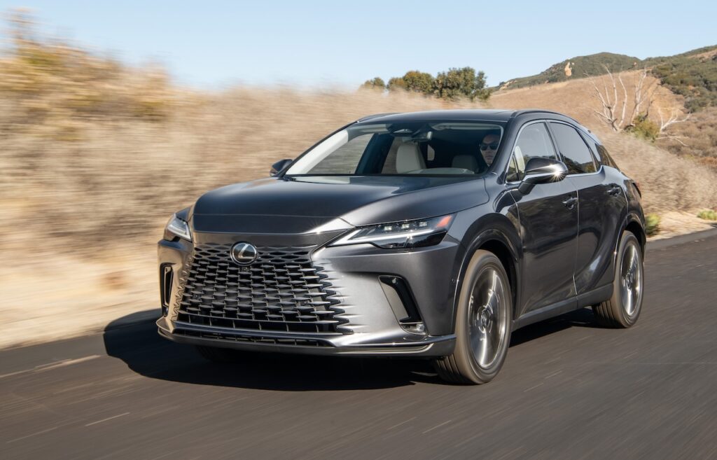 2025 Lexus RX450h+.