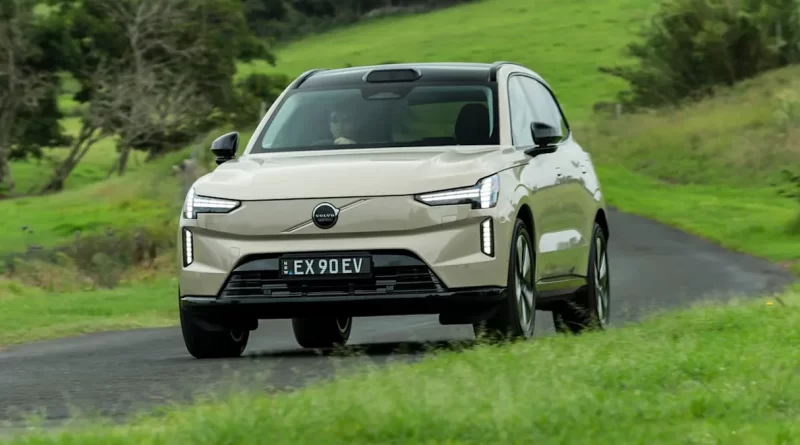 Volvo EX90 Plus Twin Motor Driving