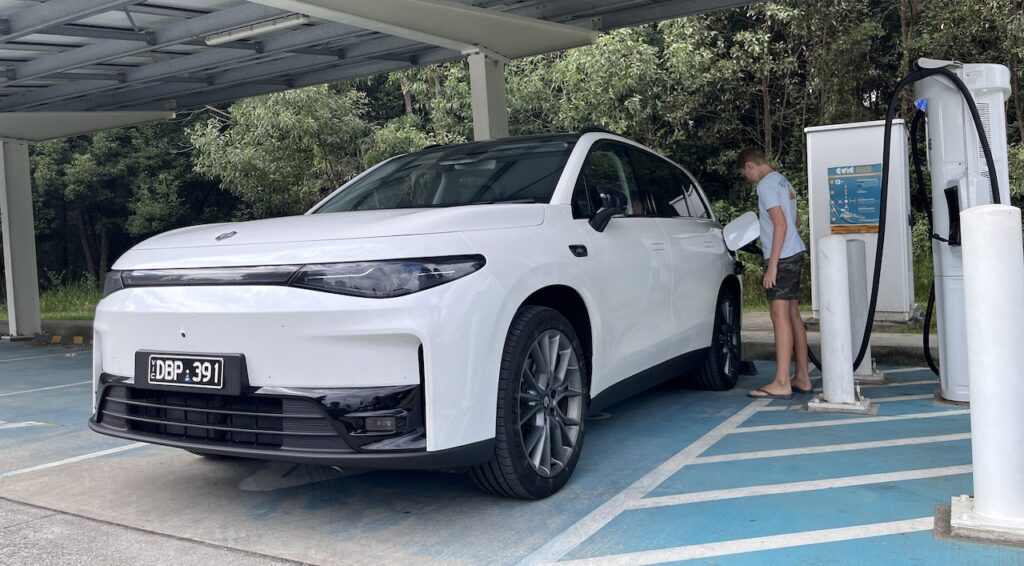 Charging a 2025 Leapmotor C10 Design EV