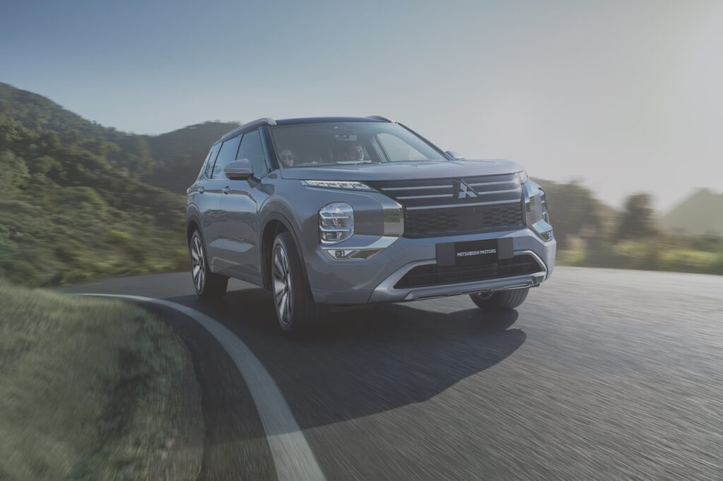 2025 Mitsubishi Outlander.