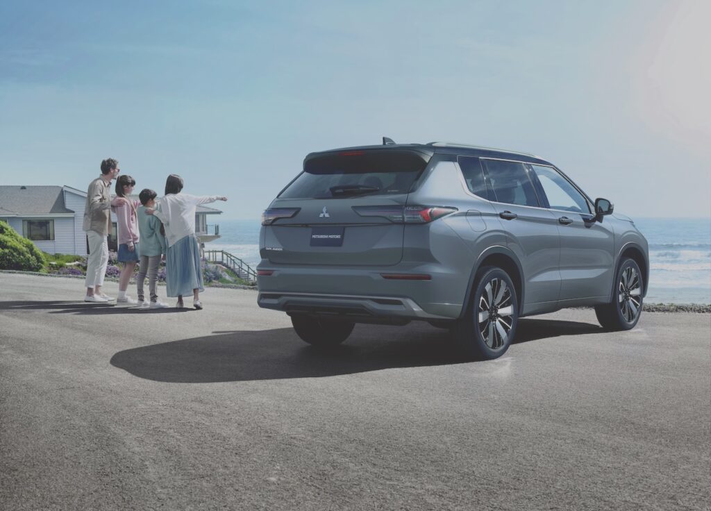 2025 Mitsubishi Outlander.
