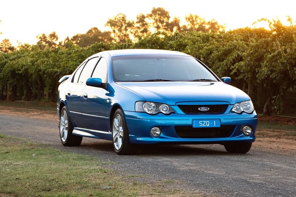 Ford Falcon. Old.