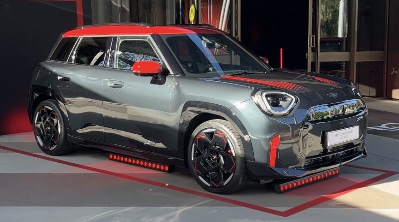 2025 Mini Aceman JCW