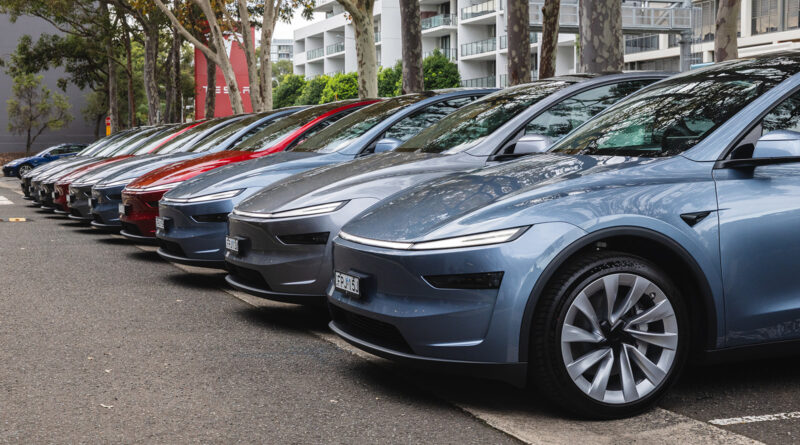 2025 Tesla Model Y Rear-Wheel Drive