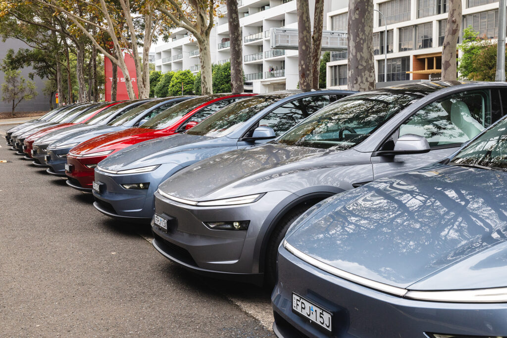 2025 Tesla Model Y Rear-Wheel Drive