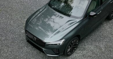 2025 Volvo XC60.