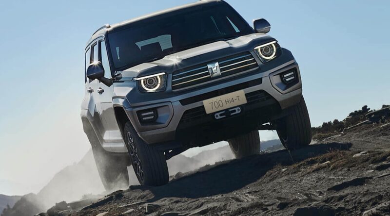 2025 Tank 700 Hi4-T.