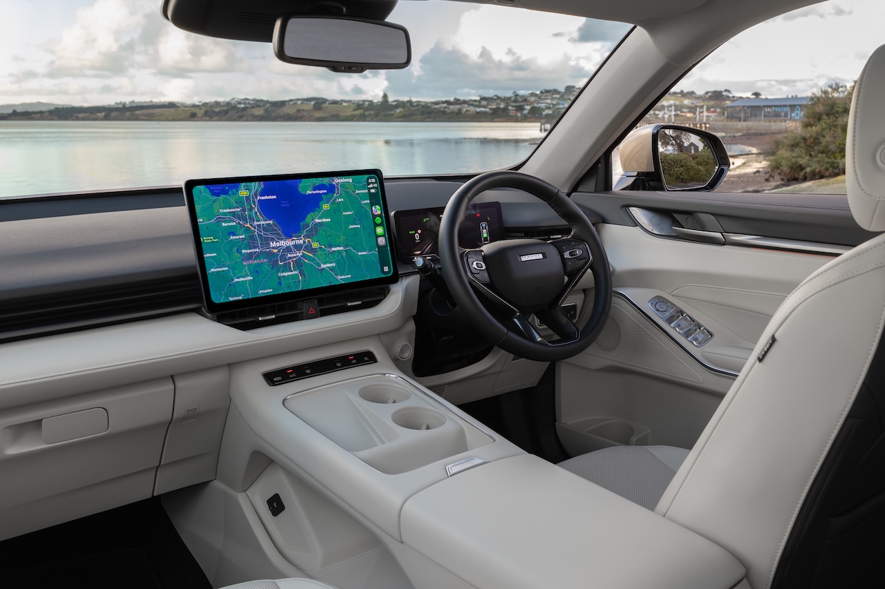 Overhauled! 2025 GWM Haval H6 medium SUV lays down the challenge to ...