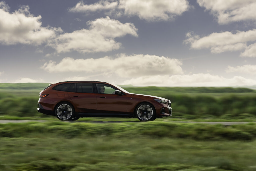 2025 BMW i5 M60 xDrive Touring.